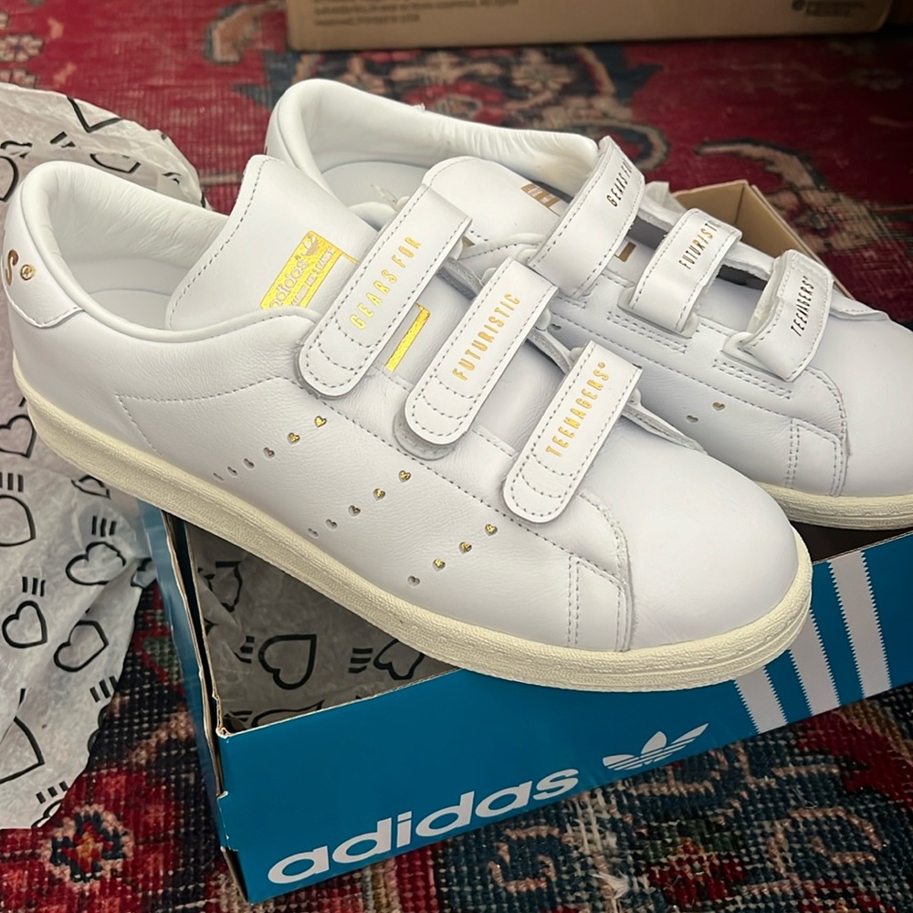 Adidas X Human Made UNOFCL velcro stan smith with heart stripes - NIB!